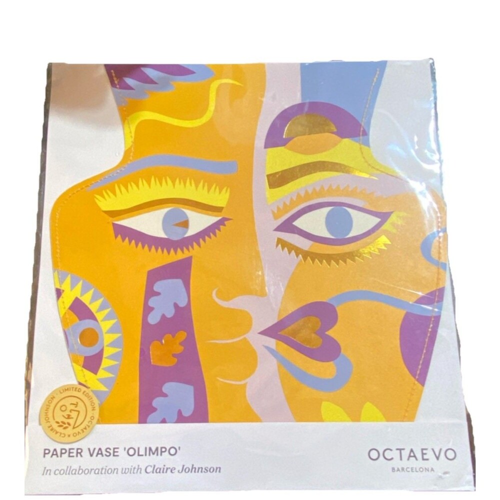 OCTAEVO Claire Johnson Paper Vase Face Shape Limited Edition Laminated 265x290mm